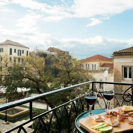 Deluxe Town Hall Square Flat In Historical Center 2 Corfu  외부 사진