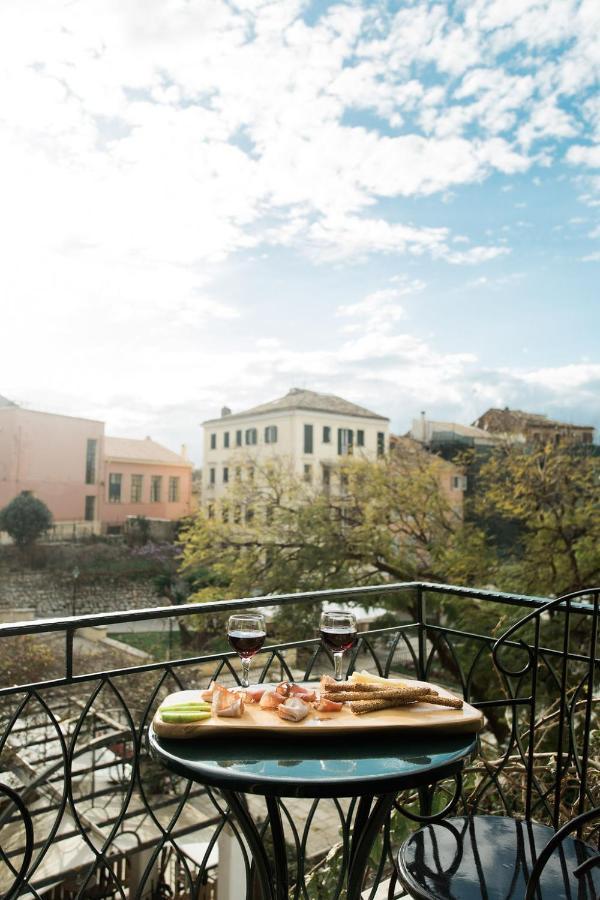 Deluxe Town Hall Square Flat In Historical Center 2 Corfu  외부 사진